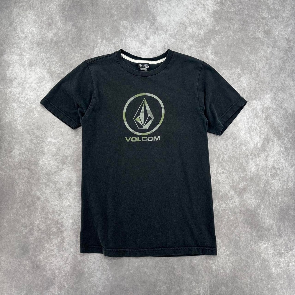 Y2K Volcom Black Camo Graphic Tee Size S